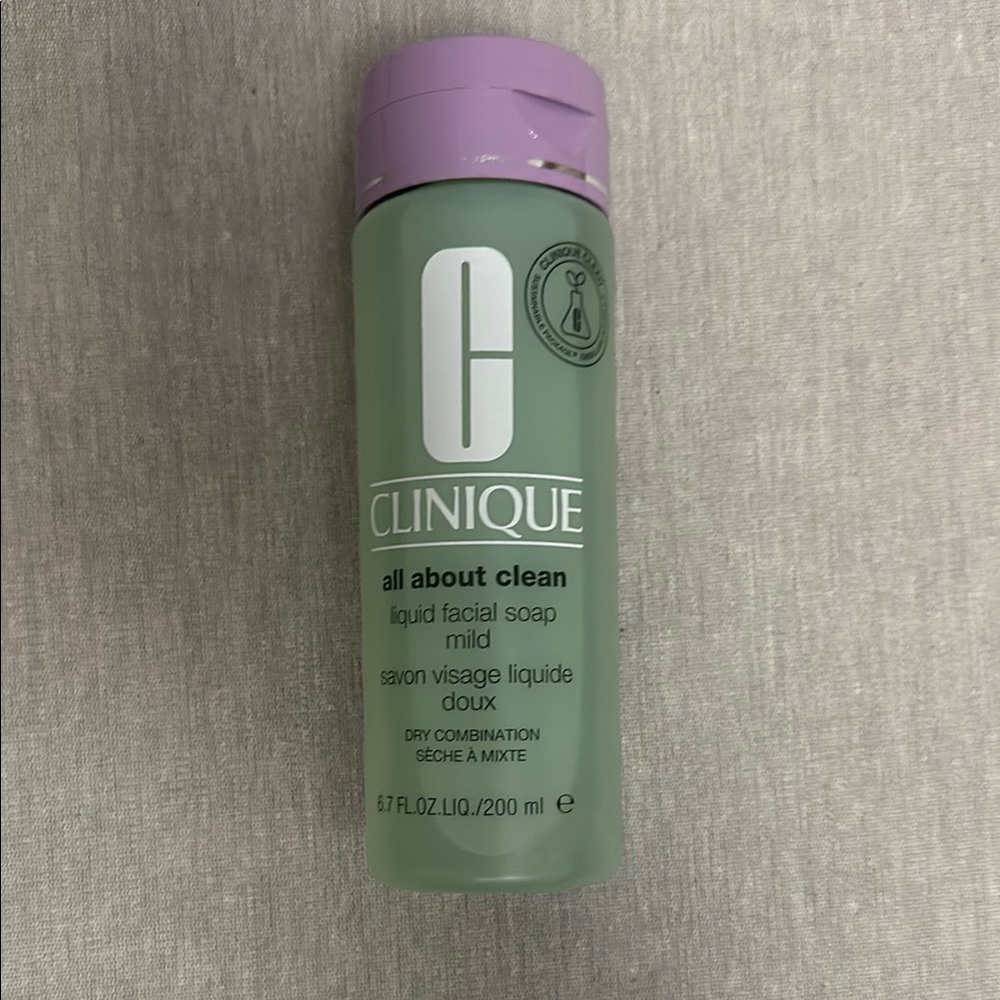 Clinique Green and Purple Foundation Makeup